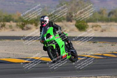 media/Nov-05-2022-SoCal Trackdays (Sat) [[f8d9b725ab]]/Turn 5 (940am)/